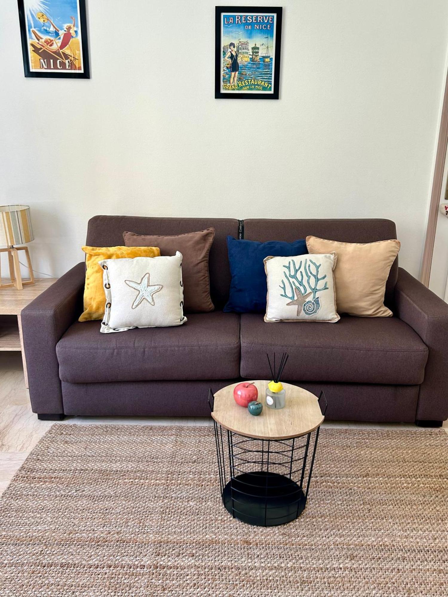 Appartement En Bord De *